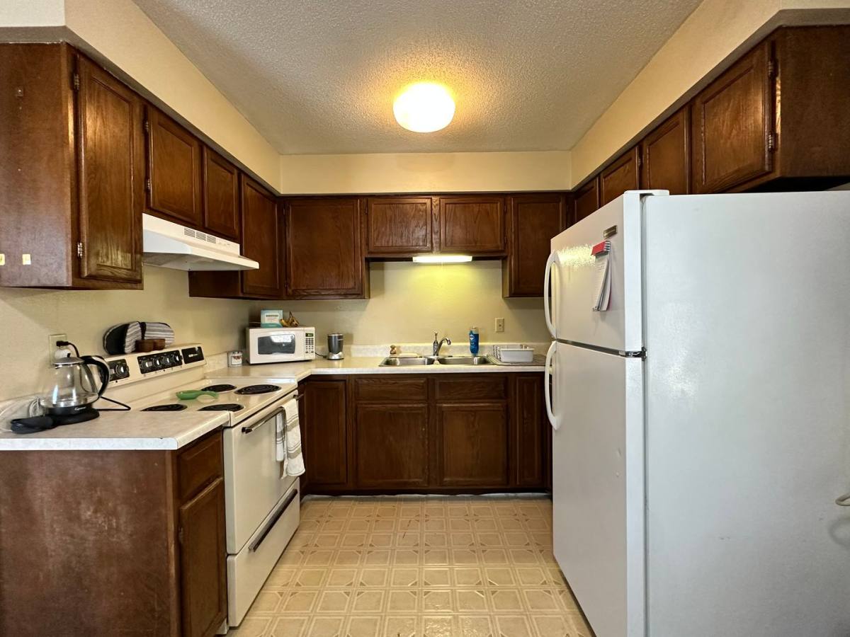 Apartment for rent at 3210 Oak Knoll Dr, Eau Claire, WI 54701