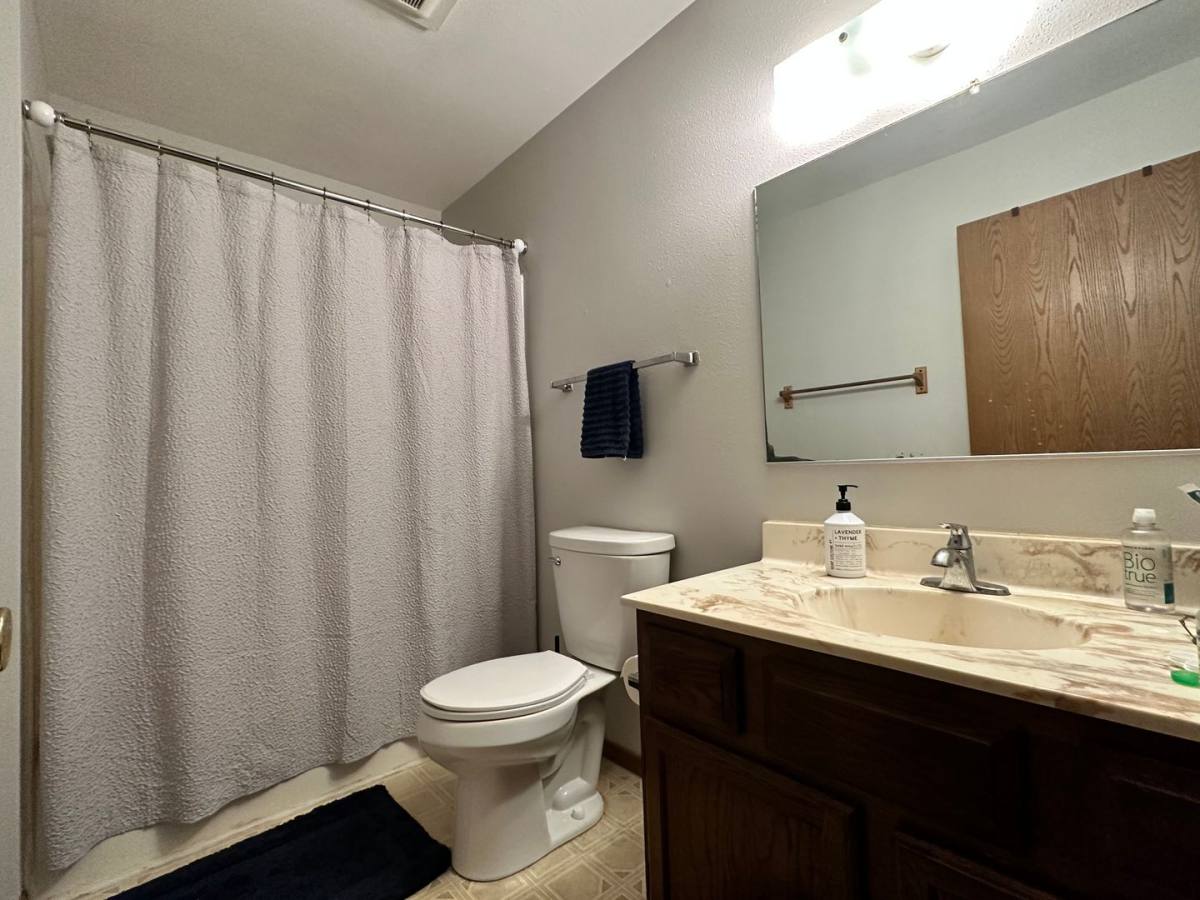 Apartment for rent at 3210 Oak Knoll Dr, Eau Claire, WI 54701