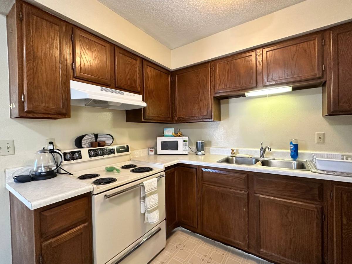 Apartment for rent at 3210 Oak Knoll Dr, Eau Claire, WI 54701