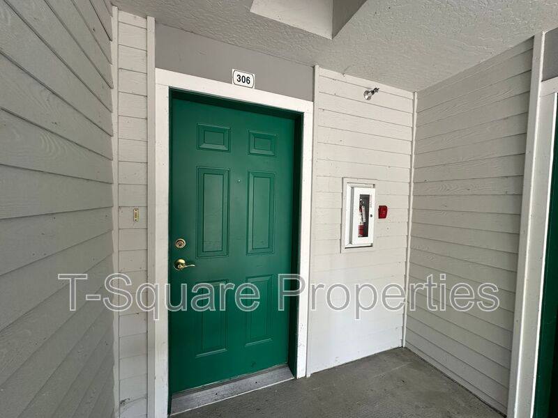 Apartment for rent at 9525 NE 180th St #306, Bothell, WA 98011