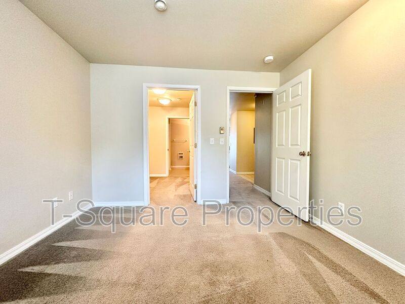 Apartment for rent at 9525 NE 180th St #306, Bothell, WA 98011