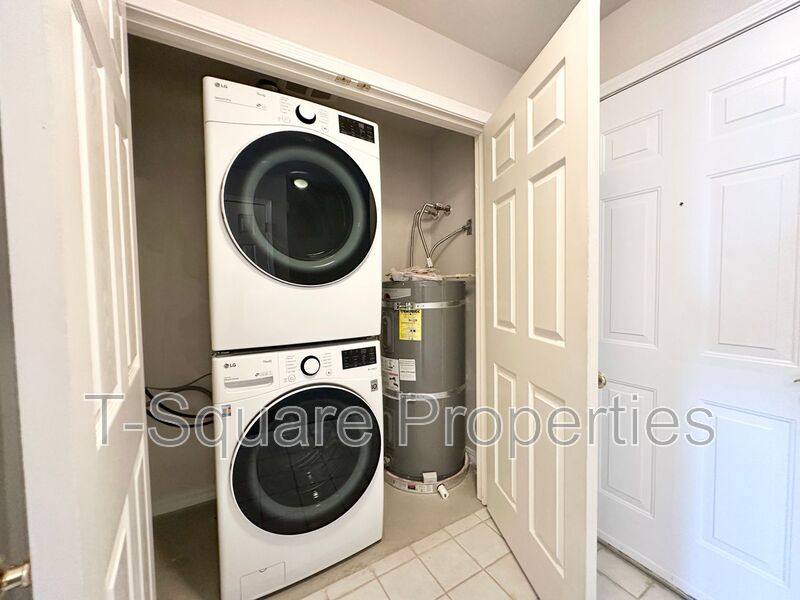 Apartment for rent at 9525 NE 180th St #306, Bothell, WA 98011