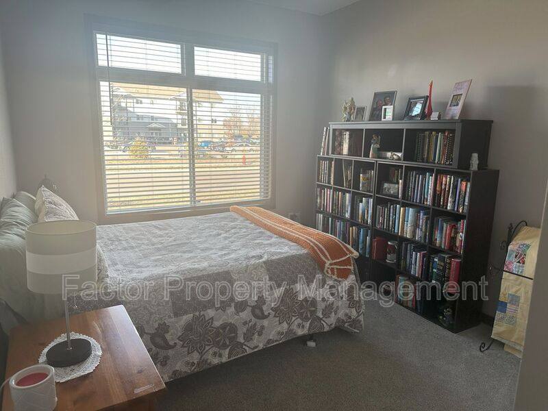 Townhouse for rent at 312 Prairie Rose Trail, Mankato, MN 56001