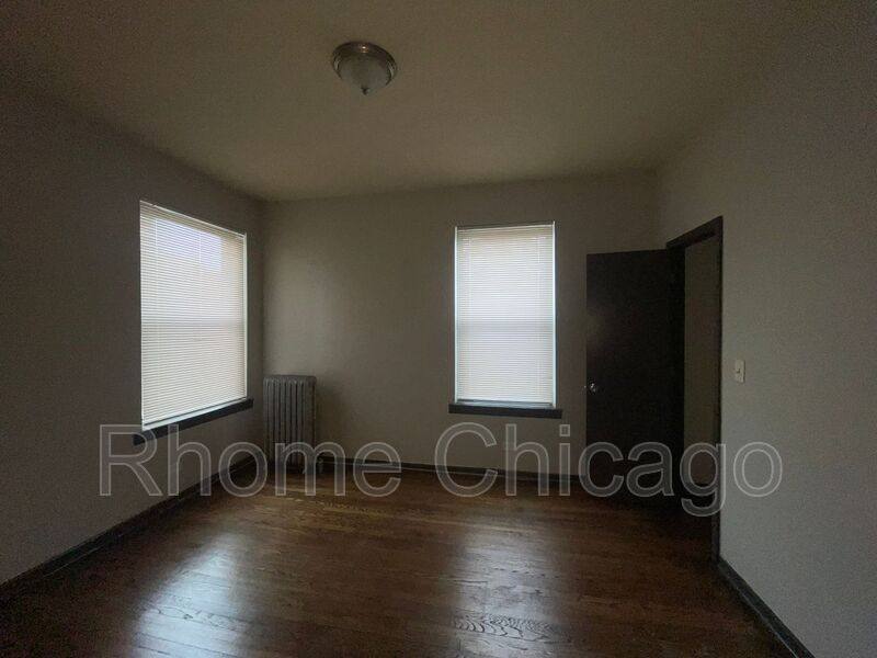 Apartment for rent at 7001 S Clyde Ave #2, Chicago, IL 60649