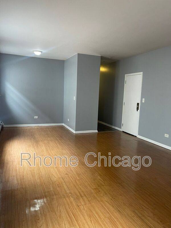 Apartment for rent at 6938 S Clyde Ave #310, Chicago, IL 60649