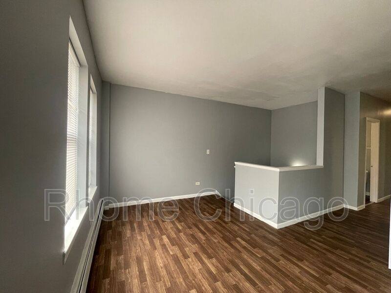 Apartment for rent at 6938 S Clyde Ave #213, Chicago, IL 60649
