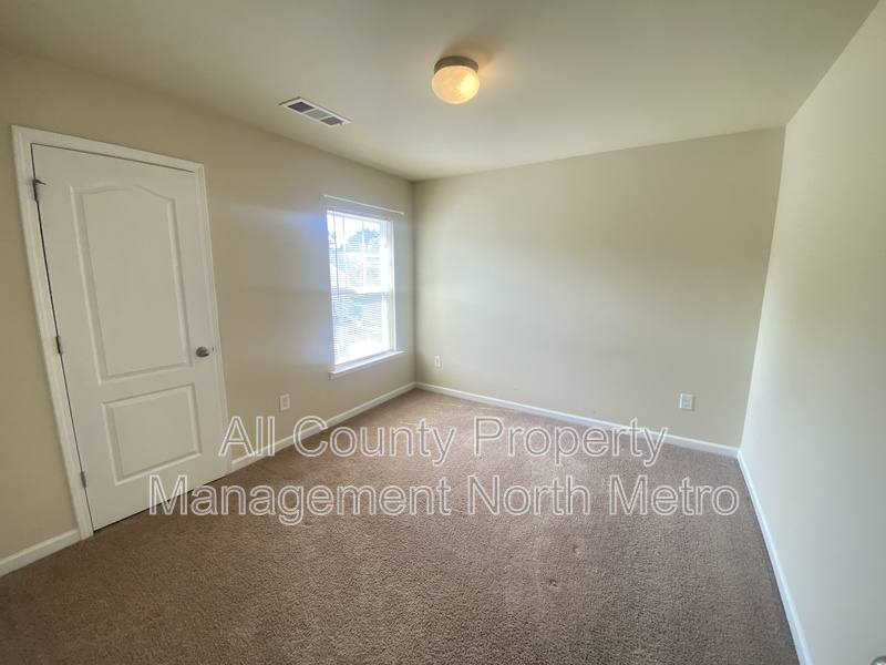 House for rent at 114 Kasey Dr, Woodstock, GA 30189