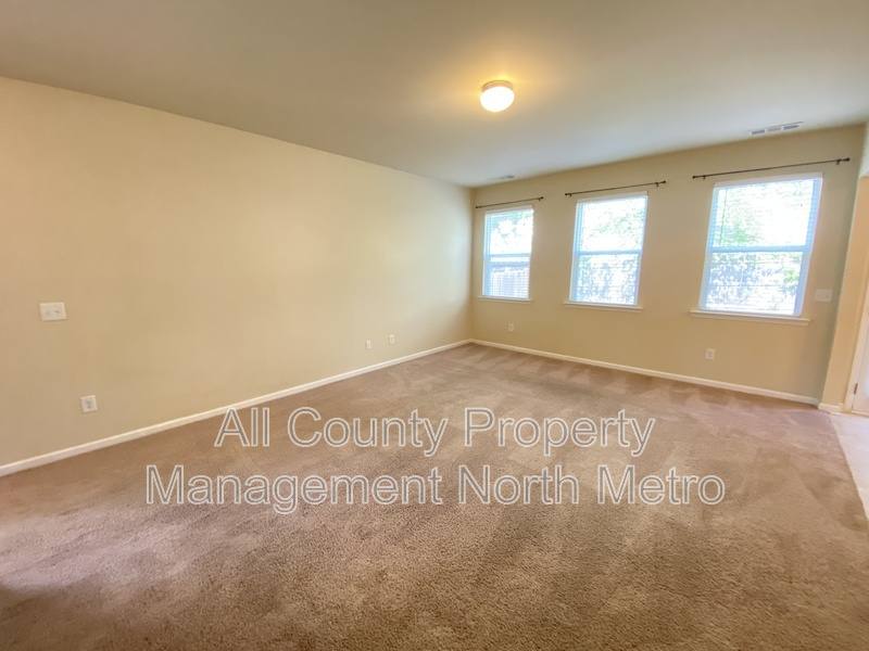 House for rent at 114 Kasey Dr, Woodstock, GA 30189