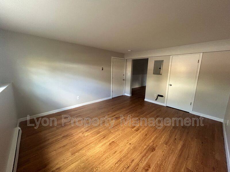 Apartment for rent at 45 Marlborough St #1B, Cranston, RI 02910