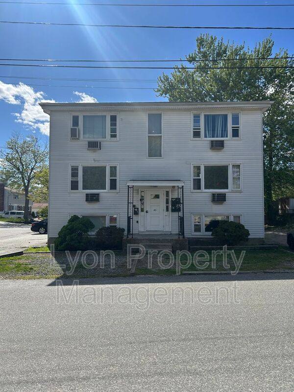 Apartment for rent at 45 Marlborough St #1B, Cranston, RI 02910