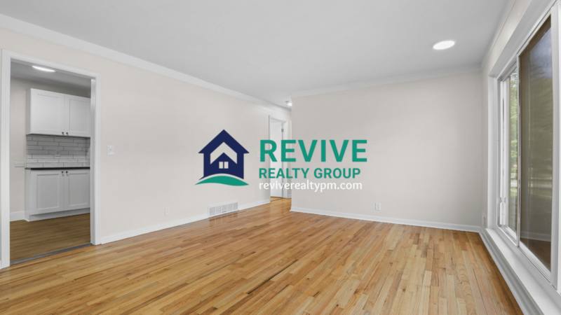 House for rent at 36665 Angeline Circle, Livonia, MI 48150