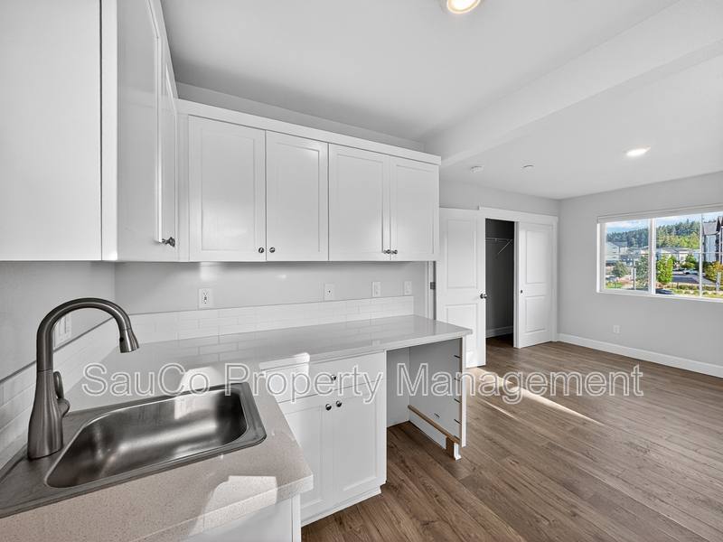 Townhouse for rent at 17022 SW Lemongrass Lane, Portland, OR 97223