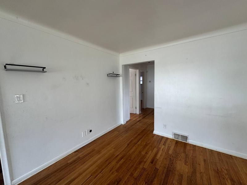 House for rent at 14615 Stephens Rd, Eastpointe, MI 48021