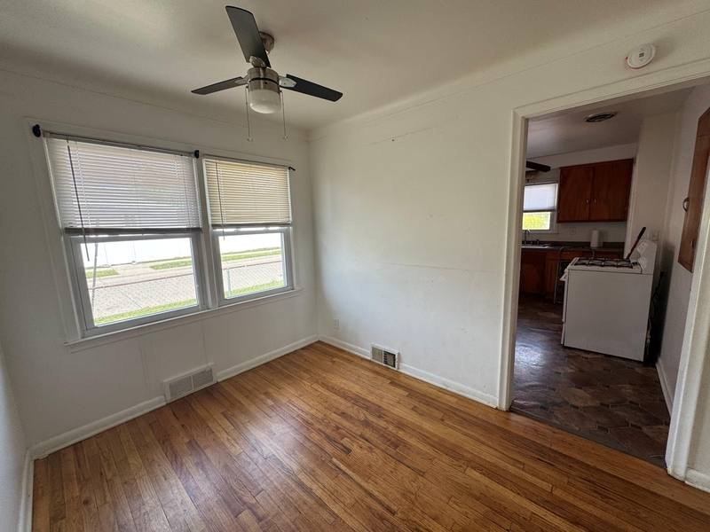 House for rent at 14615 Stephens Rd, Eastpointe, MI 48021