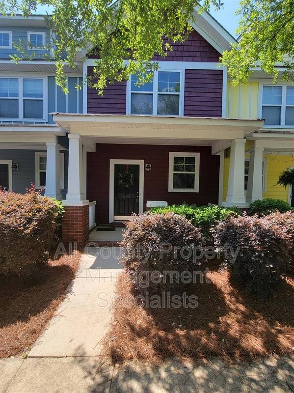 Townhouse for rent at 833 Forest Park Rd, Columbia, SC 29209