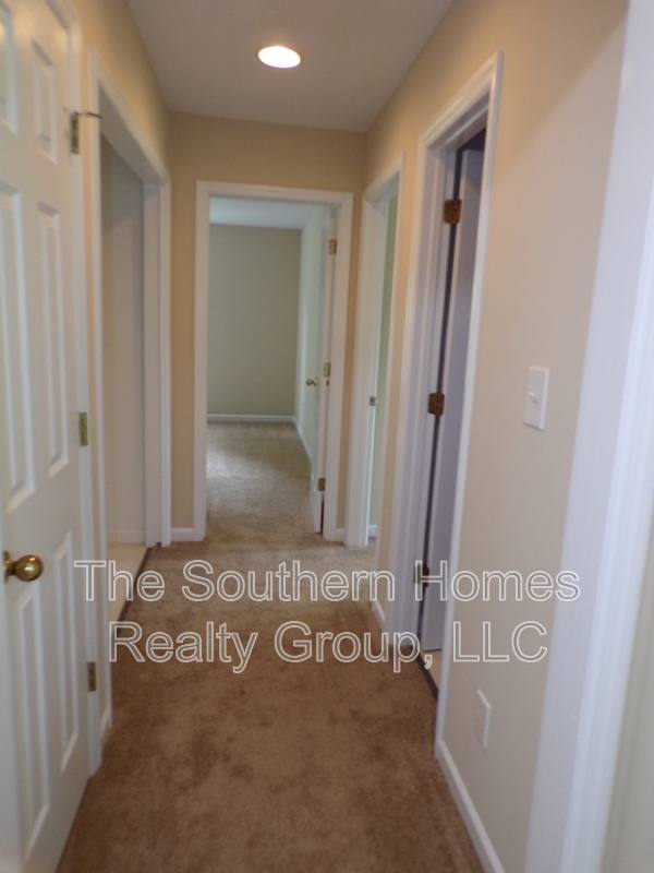 House for rent at 1425 Hammerhill Rd, Athens, TN 37303
