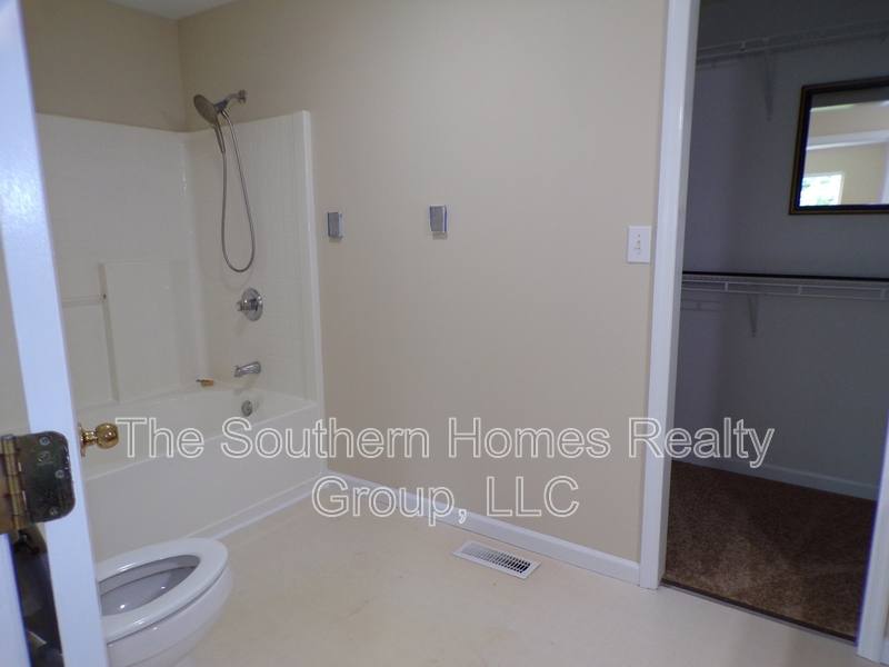 House for rent at 1425 Hammerhill Rd, Athens, TN 37303