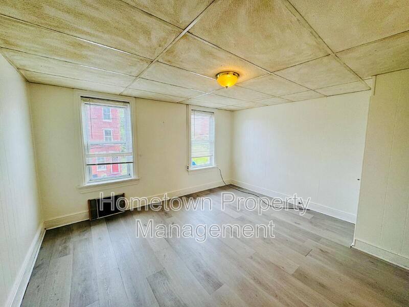 Apartment for rent at 429 Kelker St #2, Harrisburg, PA 17102