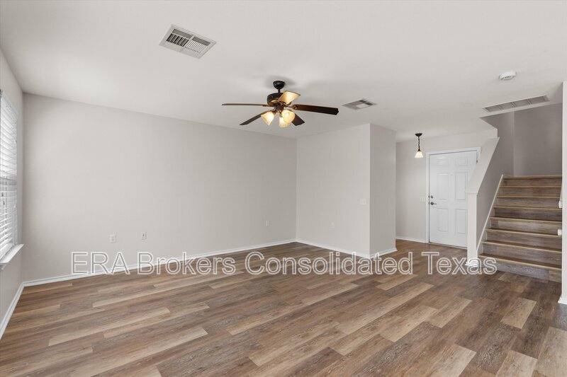 House for rent at 5825 Silver Screen Dr, Austin, TX 78747