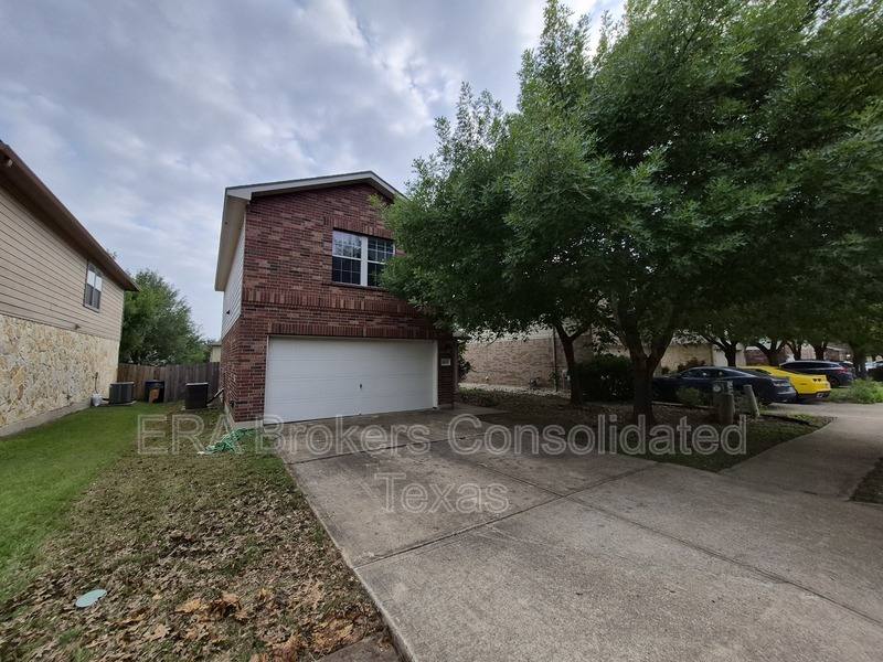 House for rent at 5825 Silver Screen Dr, Austin, TX 78747