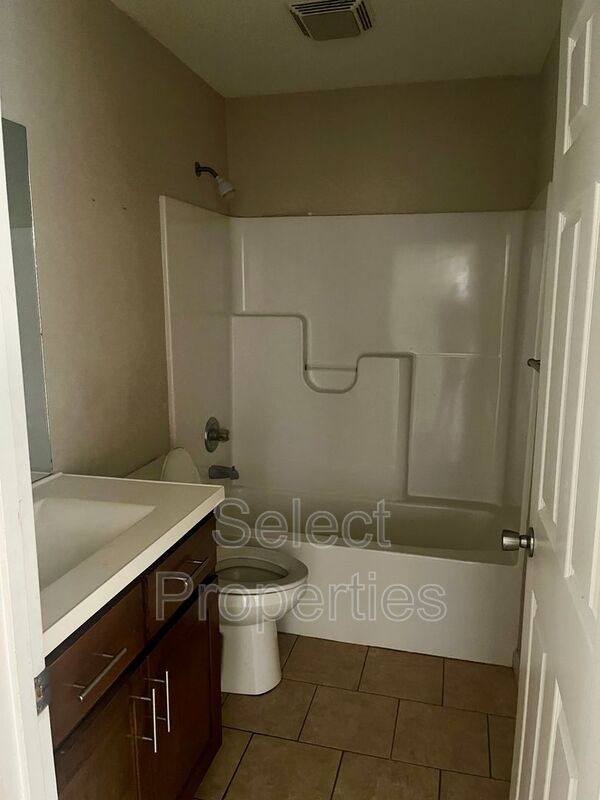 House for rent at 127 Drake, Jonesboro, AR 72401