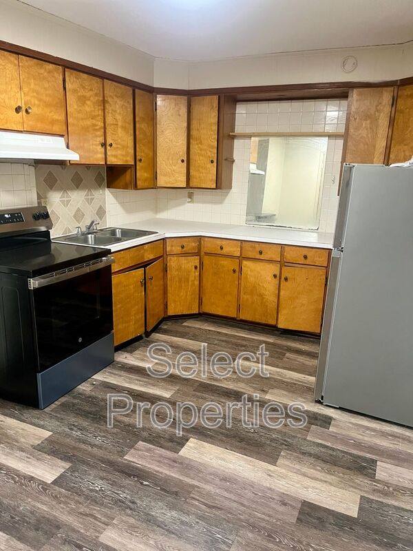 Apartment for rent at 1011 Walnut St #1, Jonesboro, AR 72401