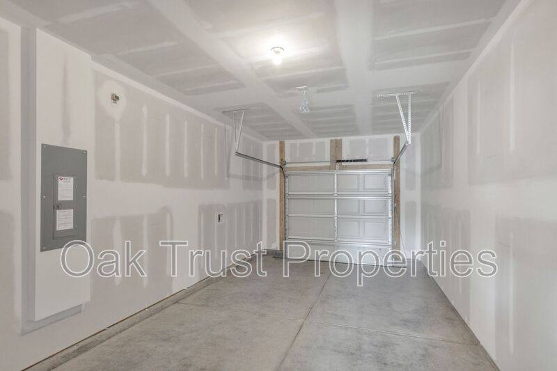 Townhouse for rent at 726 Ridgley Dr, Summerville, SC 29486