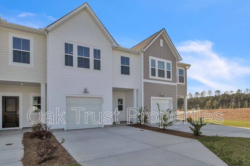 Townhouse for rent at 726 Ridgley Dr, Summerville, SC 29486