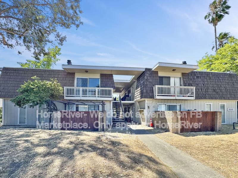 Apartment for rent at 1233 Dealynn St #7, Sacramento, CA 95825