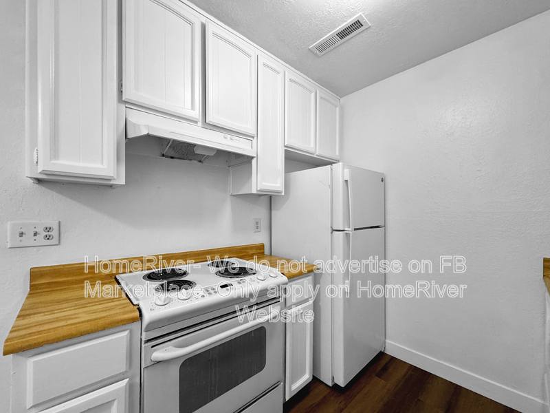 Apartment for rent at 1233 Dealynn St #7, Sacramento, CA 95825