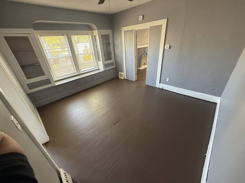 Apartment for rent at 3412 E 147th St #1, Cleveland, OH 44120