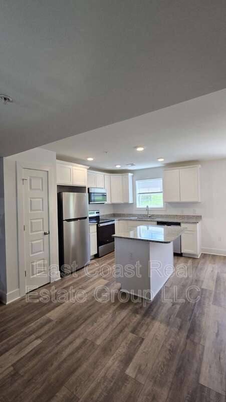 Townhouse for rent at 8780 Hillside Way, Waynesboro, PA 17268