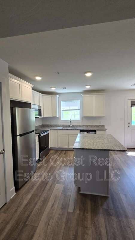 Townhouse for rent at 8780 Hillside Way, Waynesboro, PA 17268