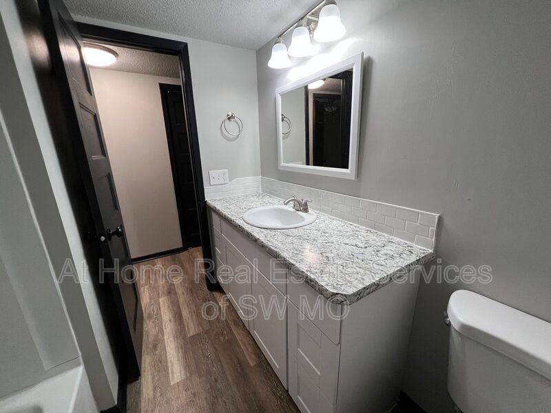 Apartment for rent at 1242 E Cherry #304, Springfield, MO 65802
