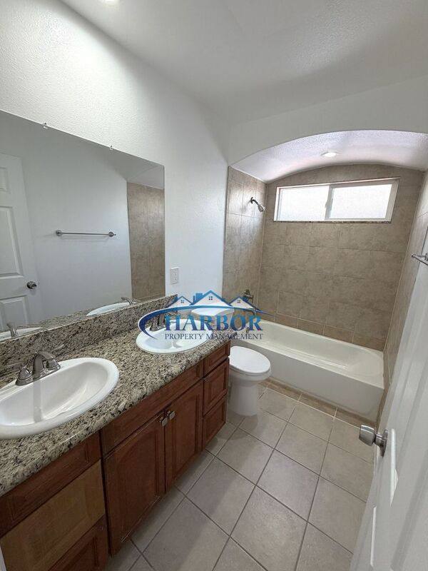 Apartment for rent at 621 - 623 W 18th St, San Pedro, CA 90731