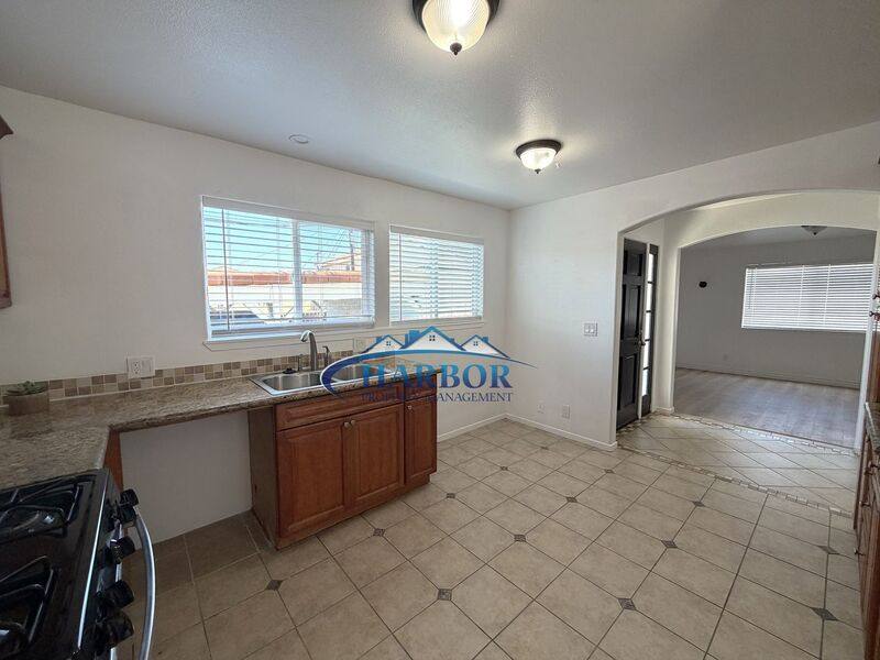 Apartment for rent at 621 - 623 W 18th St, San Pedro, CA 90731