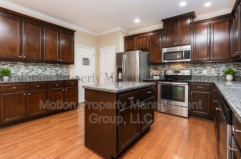 House for rent at 344 Mary Dr, McDonough, GA 30252