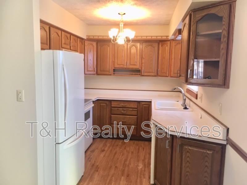 House for rent at 5527 S Kealing Ave, Indianapolis, IN 46227