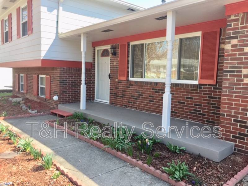 House for rent at 5527 S Kealing Ave, Indianapolis, IN 46227