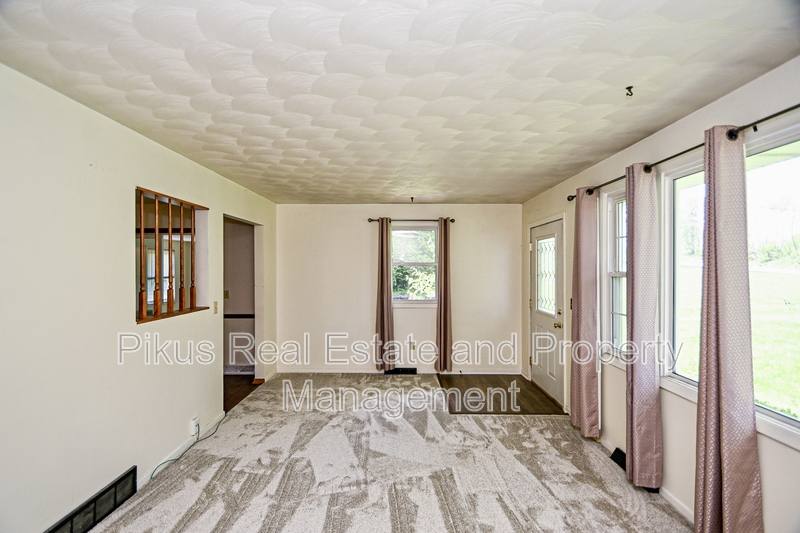 Apartment for rent at 3300 Lake Center St NW, Uniontown, OH 44685
