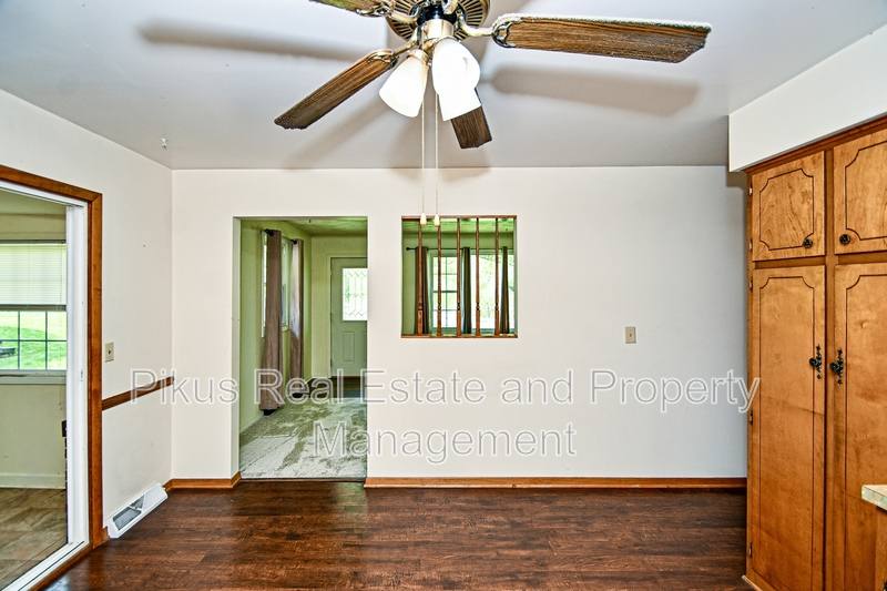 Apartment for rent at 3300 Lake Center St NW, Uniontown, OH 44685