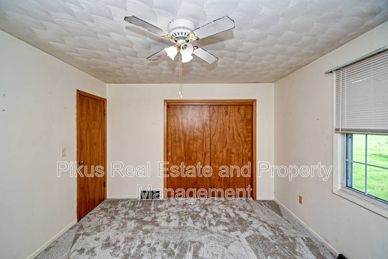 Apartment for rent at 3300 Lake Center St NW, Uniontown, OH 44685