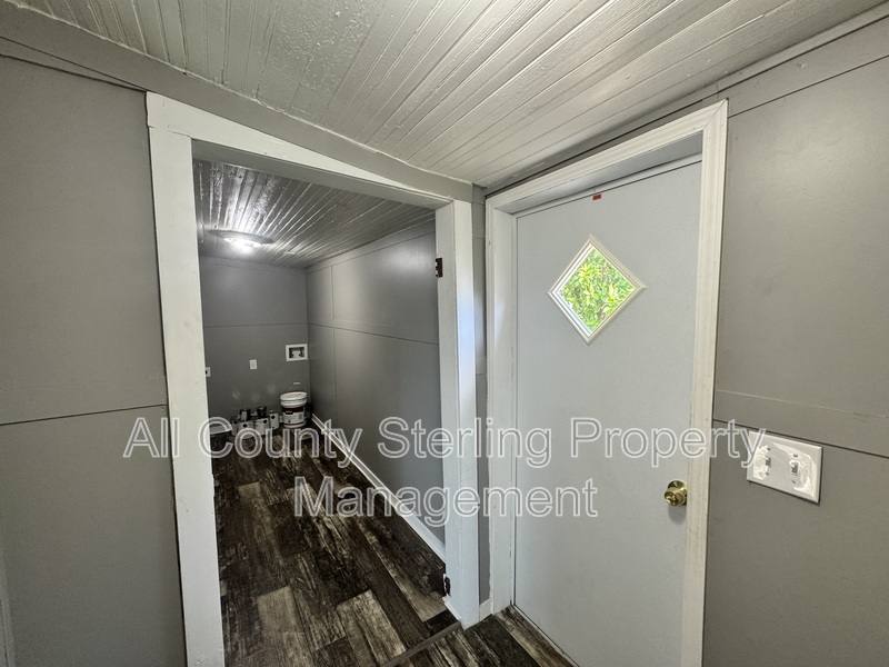House for rent at 917 NE Aberdeen Ave, Lake City, FL 32055