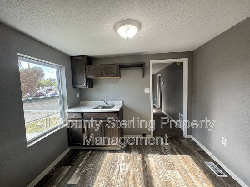 House for rent at 917 NE Aberdeen Ave, Lake City, FL 32055