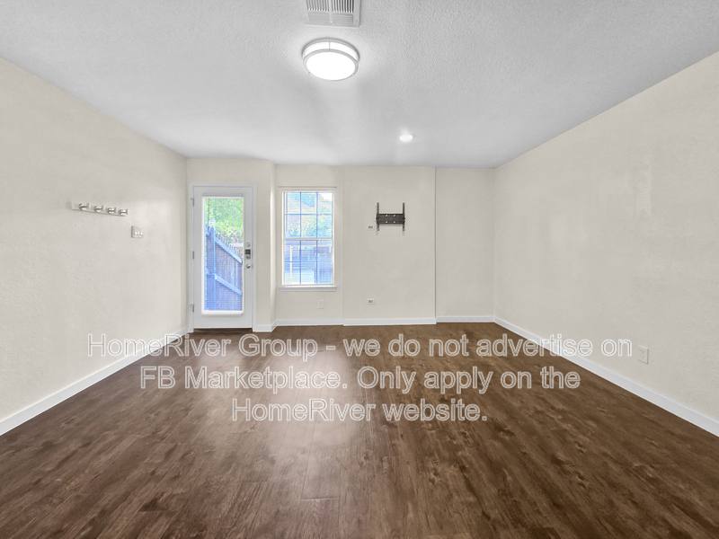 Apartment for rent at 7403 Kingswood Circle, Fort Worth, TX 76133
