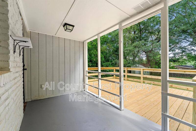 House for rent at 2461 Fontaine Circle, Decatur, GA 30032