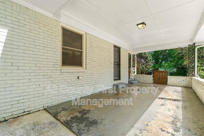 House for rent at 2461 Fontaine Circle, Decatur, GA 30032