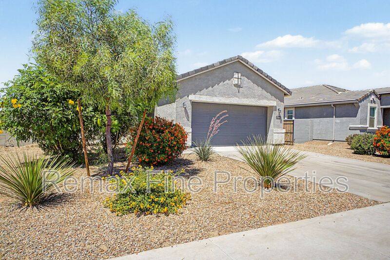 House for rent at 1566 E Fletcher Dr, Casa Grande, AZ 85122