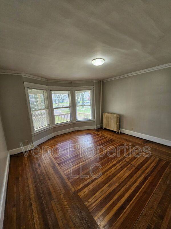 Apartment for rent at 50 Manning Blvd #1, Albany, NY 12203