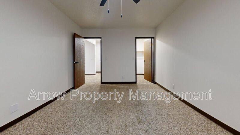 Apartment for rent at 201 E Arbor-302e, Bismarck, ND 58504